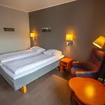 Hotel F2 3*